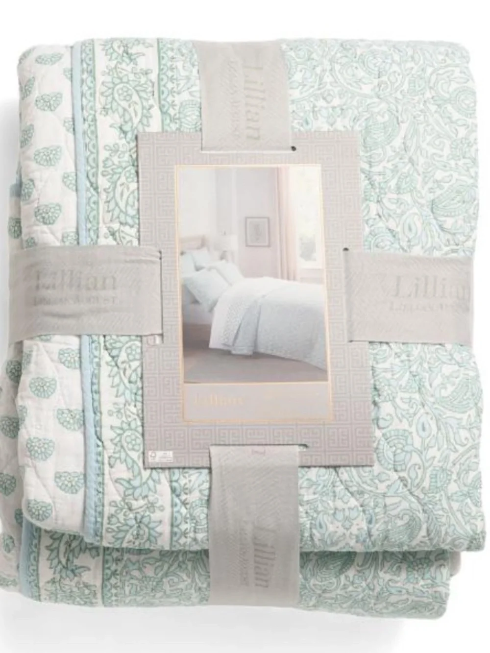 LILLIAN BY LILLIAN AUGUST paisley quilt set with mitered pieced border